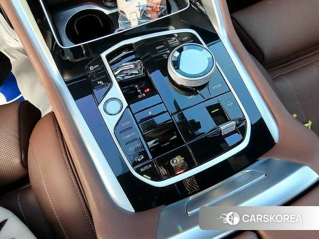 BMW X6 (G06) 2025 Белый из Кореи, фото 2