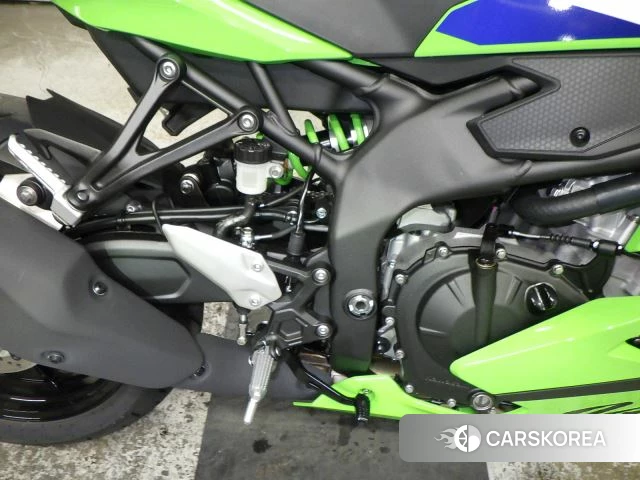 Проданный Kawasaki ZX-4RR 2026 из Японии