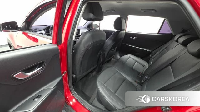 Kia Stonic 2019 Красный из Кореи, фото 2