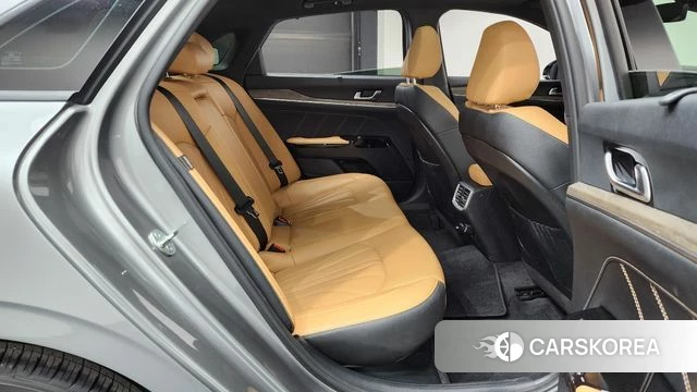 Kia The New K5 Hybrid 3rd generation 2023 Серебристо-серый из Кореи, фото 2