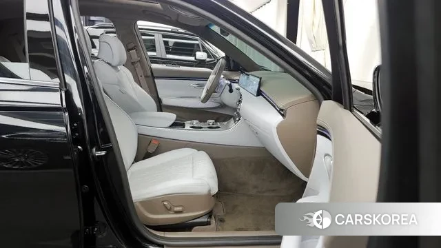 Genesis GV70 2025 Черный из Кореи, фото 2