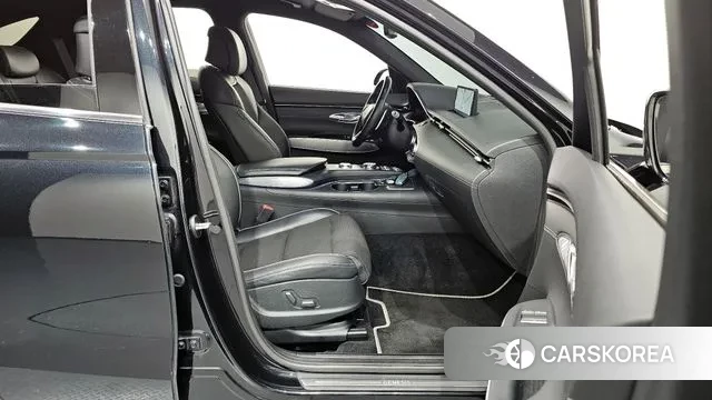 Genesis GV70 2022 Черный из Кореи, фото 2