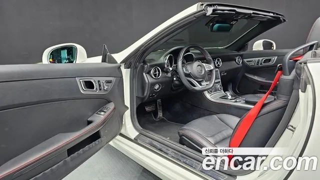 Mercedes-Benz SLC-Class R172 2019 Белый из Кореи, фото 2