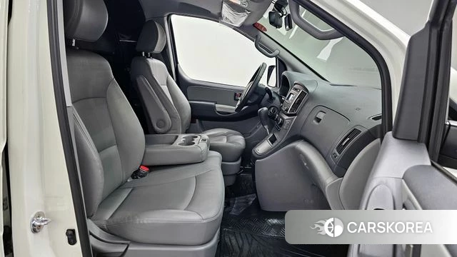 Hyundai The New Grand Starex 2020 Белый из Кореи, фото 2