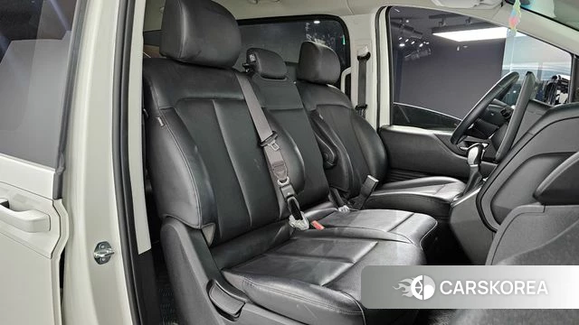 Hyundai Staria 2024 Белый из Кореи, фото 2