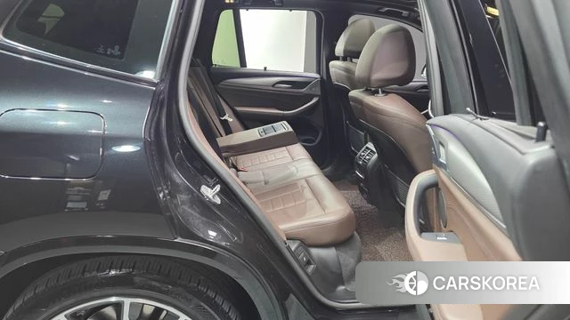 BMW X3 (G01) 2021 Черный из Кореи, фото 2