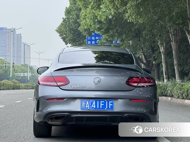 Mercedes-Benz Class C (imported) 2022 Темно-серый из Китая, фото 2