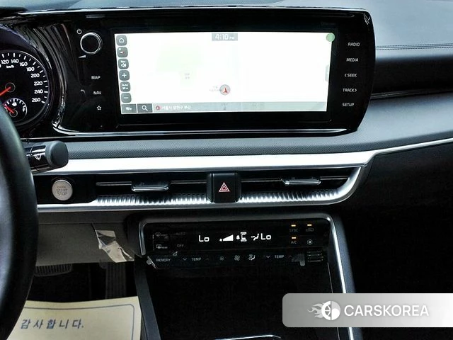 Kia K5 3rd generation 2022 Серебристо-серый из Кореи, фото 2