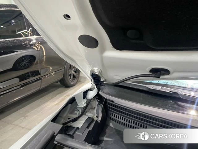 Toyota Camry 2021 Белый из Китая, фото 2