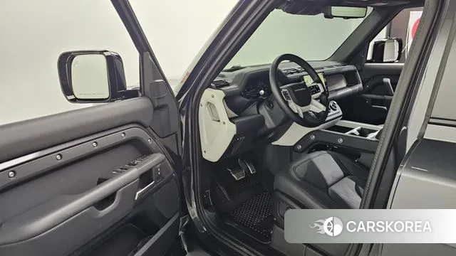 Land Rover Defender (L663) 2025 Серый из Кореи, фото 2