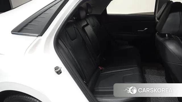 Hyundai Avante (CN7) 2021 Белый из Кореи, фото 2