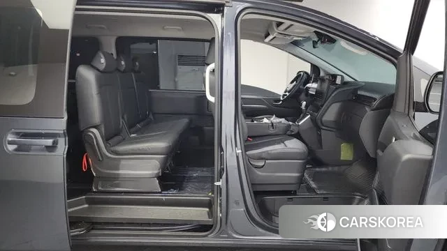 Hyundai Staria 2024 Серый из Кореи, фото 2