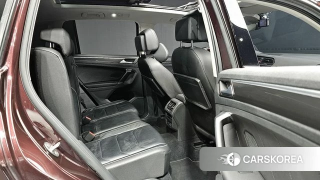 Volkswagen Tiguan second Generation 2018 Коричневый из Кореи, фото 2