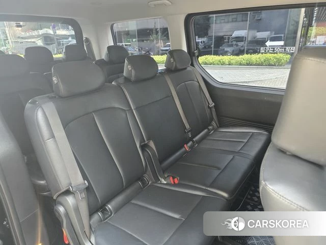 Hyundai Staria 2024 Черный из Кореи, фото 2