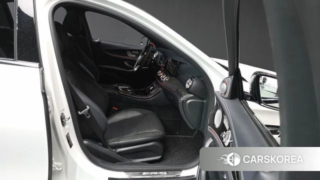 Mercedes-Benz E-Class W213 2019 Белый из Кореи, фото 2