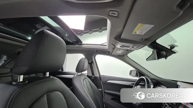 BMW X1 (F48) 2019 Белый из Кореи, фото 2