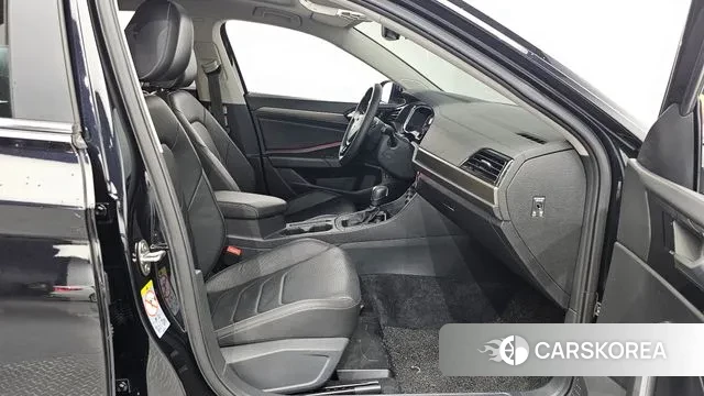 Volkswagen 7th Generation of Jetta 2020 Черный из Кореи, фото 2