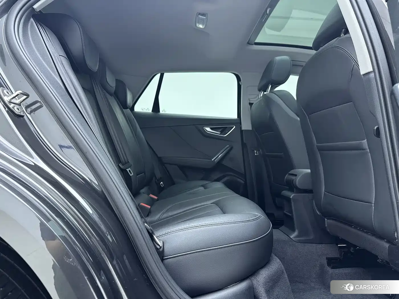 Audi Q2L 2022 Черный из Китая, фото 2