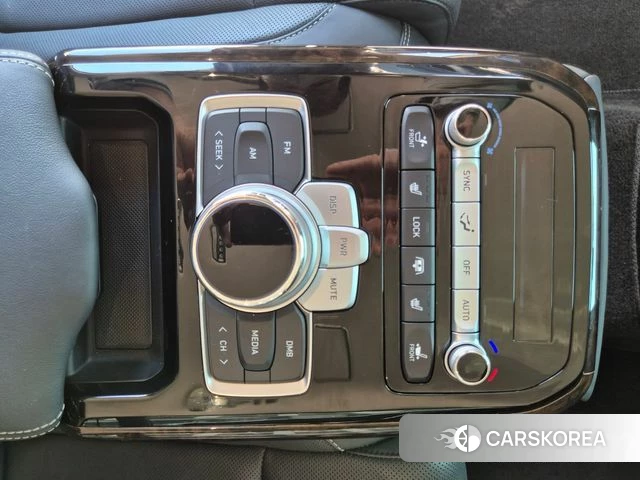 Genesis G90 2019 Черный из Кореи, фото 2
