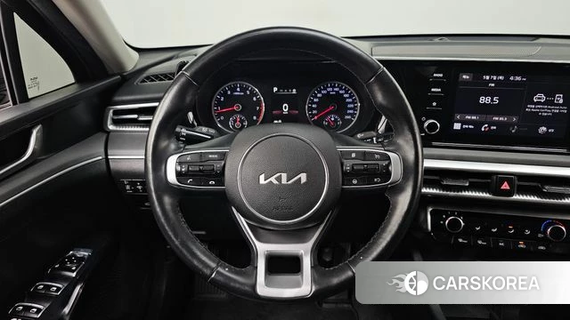 Kia K5 3rd generation 2022 Черный из Кореи, фото 2
