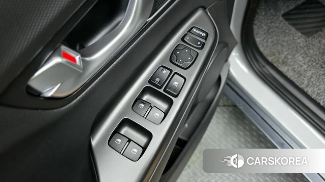 Hyundai The New Kona Hybrid 2023 Серебристо-серый из Кореи, фото 2
