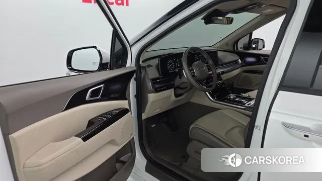Kia Carnival 4th generation 2023 Белый из Кореи, фото 2