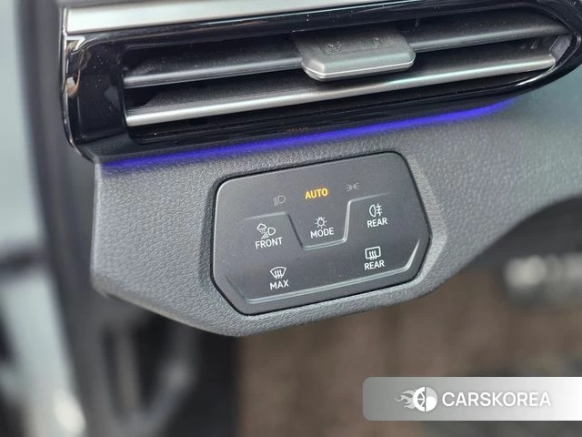 Volkswagen ID.4 2025 Белый из Кореи, фото 2