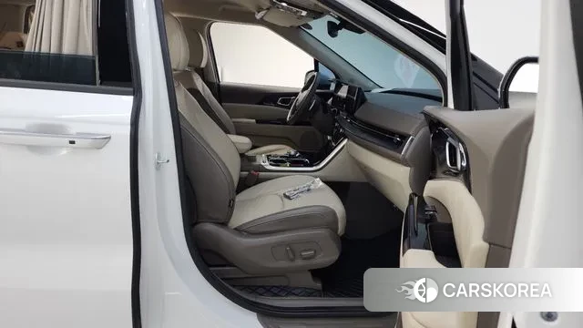 Kia Carnival 4th generation 2022 Белый из Кореи, фото 2