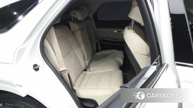 Genesis GV70 2022 Белый из Кореи, фото 2
