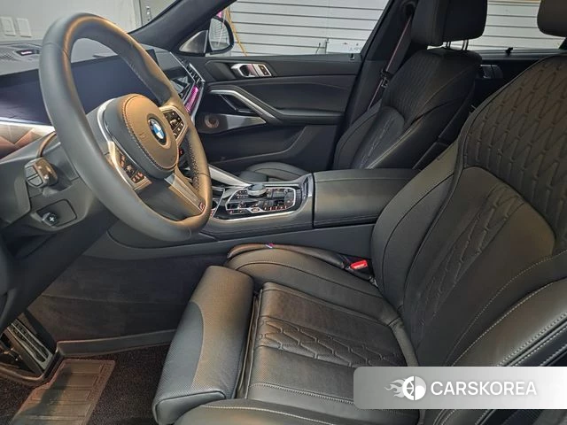 BMW X6 (G06) 2025 Черный из Кореи, фото 2