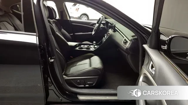 Genesis The New G70 2021 Черный из Кореи, фото 2