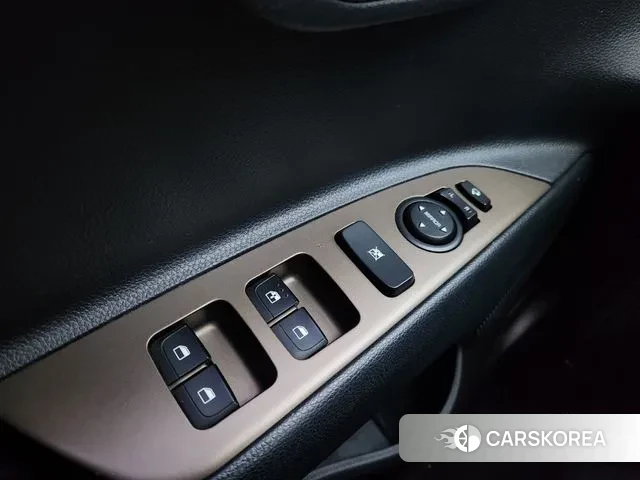 Kia Stonic id 2912735 из Кореи 2