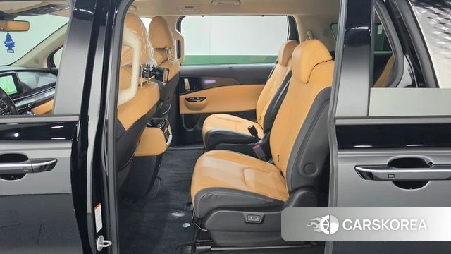 Kia Carnival 4th generation 2023 Черный из Кореи, фото 2