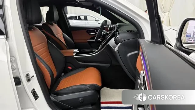 Mercedes-Benz GLC-Class X254 2024 Белый из Кореи, фото 2