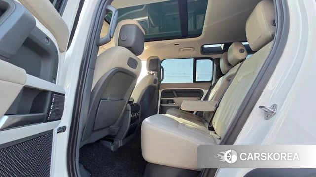 Land Rover Defender (L663) 2021 Белый из Кореи, фото 2