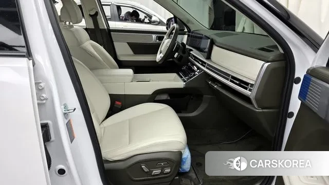 Hyundai Santa Fe (MX5) 2024 Белый из Кореи, фото 2