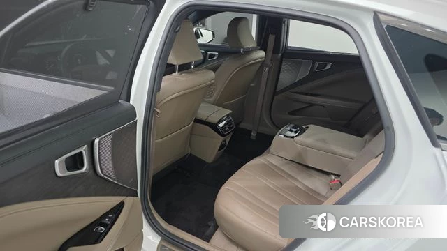 Kia K8 2023 Белый из Кореи, фото 2