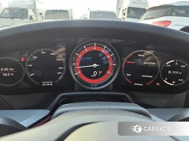 Porsche 911(992) 2021 Серебряный из Кореи, фото 2