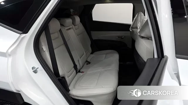 Hyundai The New Tucson Hybrid (NX4) 2024 Белый из Кореи, фото 2