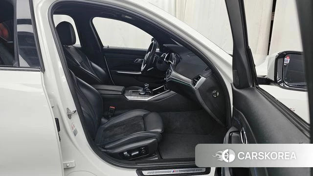 BMW 3 Series (G20) 2019 Белый из Кореи, фото 2
