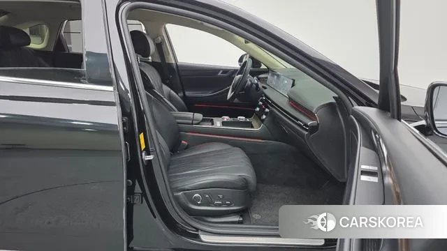 Genesis G80 (RG3) 2024 Черный из Кореи, фото 2