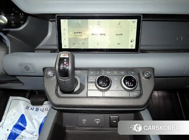 Land Rover Defender (L663) 2024 Белый из Кореи, фото 2