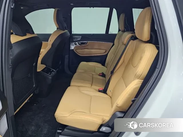 Volvo XC90 second Generation 2024 Белый из Кореи, фото 2