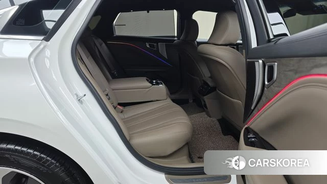 Kia K8 Hybrid 2024 Белый из Кореи, фото 2