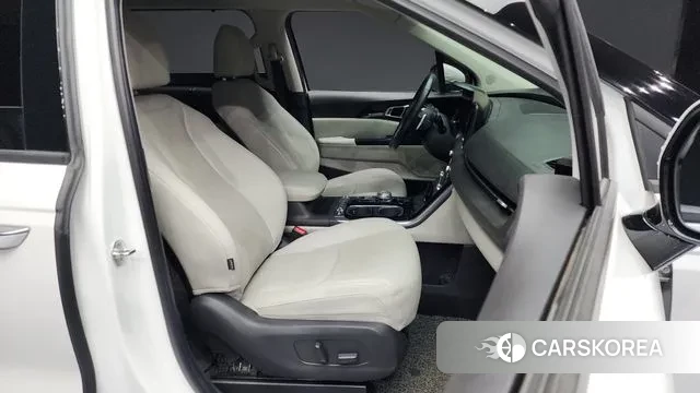 Kia Carnival 4th generation 2020 Белый из Кореи, фото 2