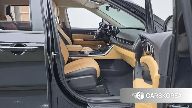 Kia Carnival 4th generation 2021 Черный из Кореи, фото 2