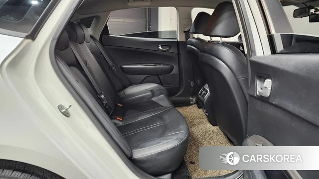 Kia The New K5 2nd generation 2018 Белый из Кореи, фото 2