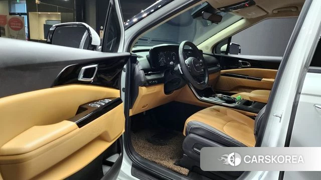 Kia Carnival 4th generation 2023 Белый из Кореи, фото 2