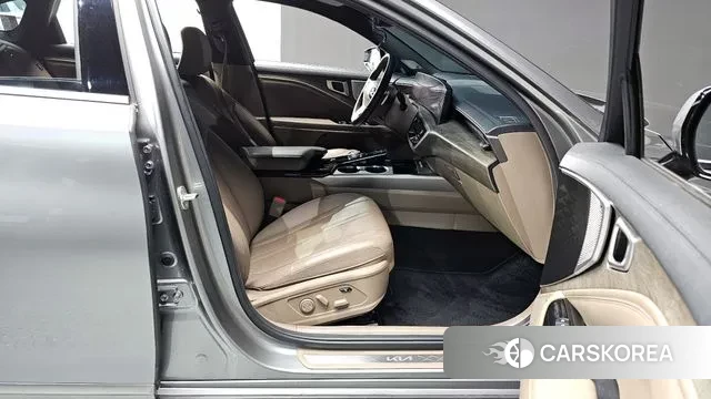 Kia K8 2022 Серебряный из Кореи, фото 2