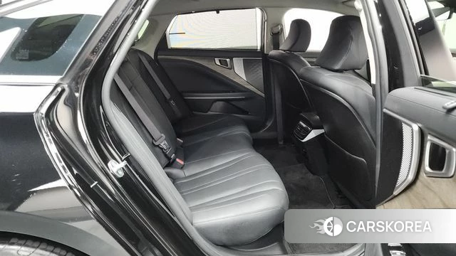 Kia K8 Hybrid 2023 Черный из Кореи, фото 2